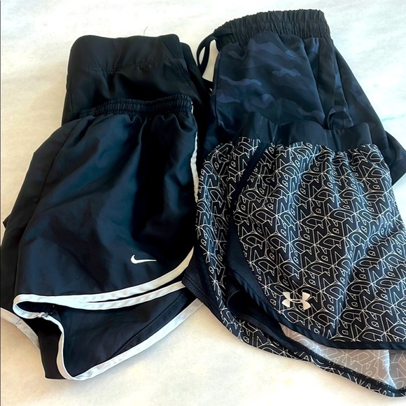 4 pairs Under Armour and Nike Women’s Shorts Set small/medium running athletic - Picture 1 of 16